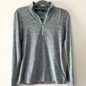 Nike Half-Zip